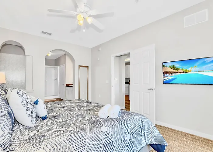 Modern 3Br Near Disney - Pool And Hot Tub!